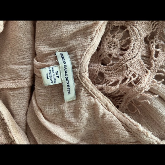 Blush Crochet Romper - Picture 6 of 9